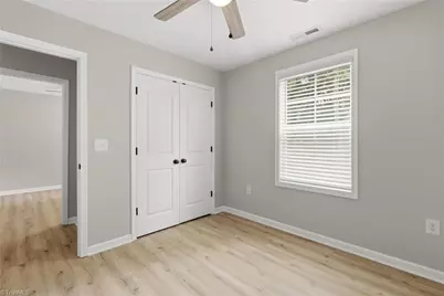 2408 Phillips Avenue, Greensboro, NC 27405 - Photo 36