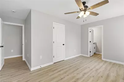 2408 Phillips Avenue, Greensboro, NC 27405 - Photo 28
