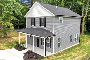 2408 Phillips Ave, Greensboro, NC 27405 - Photo 6