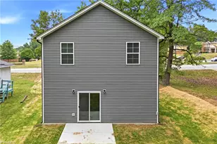 2408 Phillips Ave, Greensboro, NC 27405 - Photo 40