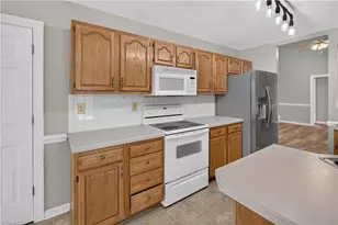 4108 Rock Hill Rd, Pfafftown, NC 27040 - Photo 12
