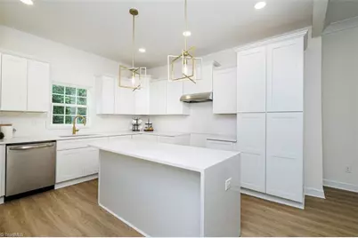 1300 N Main Street, Salisbury, NC 28144 - Photo 2