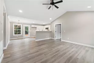 409 Nelson St, Kernersville, NC 27284 - Photo 4