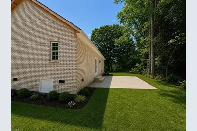 409 Nelson Street, Kernersville, NC 27284 - Photo 2