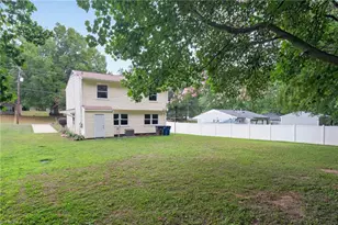 4013 Oak Ridge Dr, Winston-Salem, NC 27105 - Photo 16