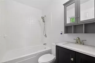 4013 Oak Ridge Dr, Winston-Salem, NC 27105 - Photo 10