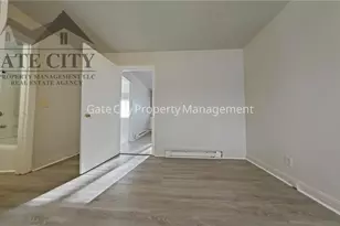 610 Hawthorne Ave, High Point, NC 27262 - Photo 6