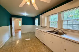 3817 Fritz St, Winston-Salem, NC 27104 - Photo 8