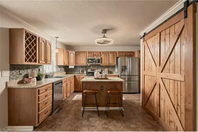 7626 Rolling Oak Court, Clemmons, NC 27012 - Photo 4
