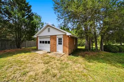 7813 Whipple Trail, Greensboro, NC 27455 - Photo 40