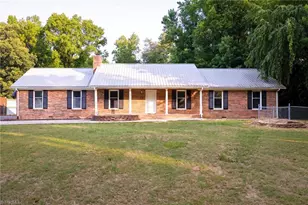 4226 Gumtree Rd, Winston-Salem, NC 27107 - Photo 2