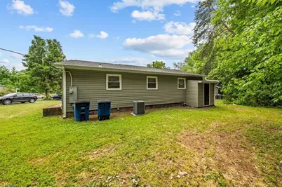3855 Queen Ann Circle, Winston-Salem, NC 27106 - Photo 18