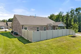 1003 Beechcrest Dr, Kernersville, NC 27284 - Photo 28