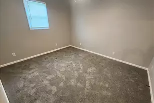 633 Irving Ave, Eden, NC 27288 - Photo 4