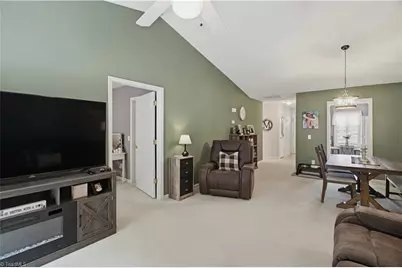 204 Carrington Lane, Thomasville, NC 27360 - Photo 12