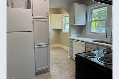532 Polo Road, Winston-Salem, NC 27106 - Photo 6