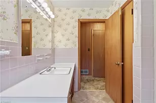 464 Cedar Dr, Winston-Salem, NC 27107 - Photo 22