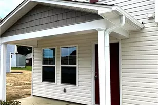 403 Unity St, Thomasville, NC 27360 - Photo 4