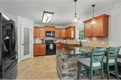 514 Paul Kennedy Road, Thomasville, NC 27360 - Photo 12