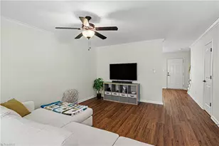 514 Paul Kennedy Rd, Thomasville, NC 27360 - Photo 8