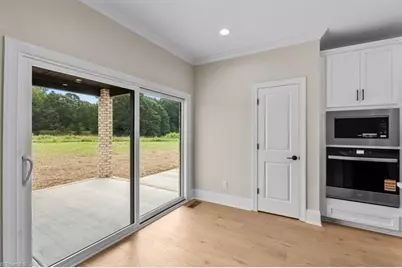 5084 Southern Pines Drive, Kernersville, NC 27284 - Photo 12