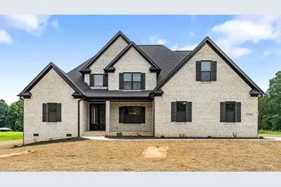 5084 Southern Pines Drive, Kernersville, NC 27284 - Photo 1