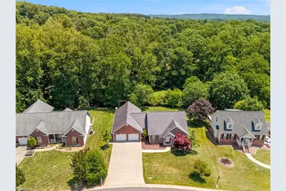 107 Hills Drive N, Mount Airy, NC 27030 - Photo 2