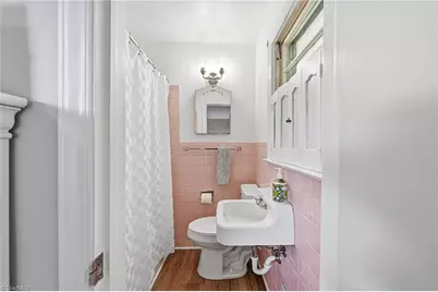 136 Queensbury Road, Winston-Salem, NC 27104 - Photo 18