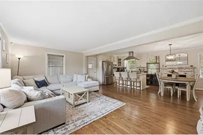 136 Queensbury Road, Winston-Salem, NC 27104 - Photo 4