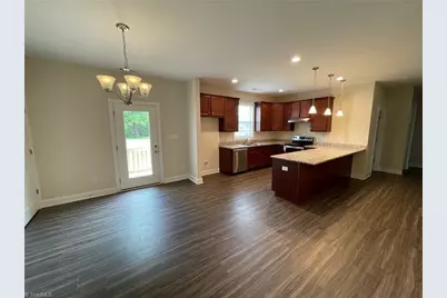 206 Hassellwood Drive, Jamestown, NC 27282 - Photo 6
