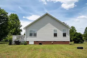 3301 Cloverdale Ct, Efland, NC 27243 - Photo 10