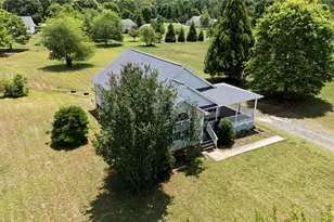3301 Cloverdale Ct, Efland, NC 27243 - Photo 4