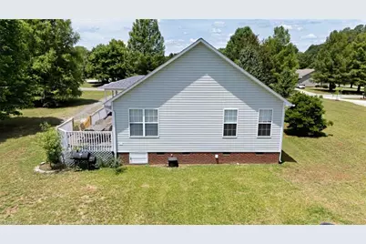 3301 Cloverdale Court, Efland, NC 27243 - Photo 14