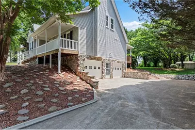 5729 Haweswater Road, Winston-Salem, NC 27105 - Photo 4