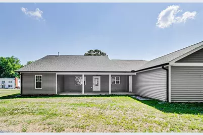4800 Edinborough Road, Greensboro, NC 27406 - Photo 8