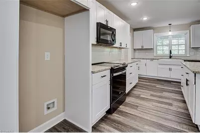 4800 Edinborough Road, Greensboro, NC 27406 - Photo 26