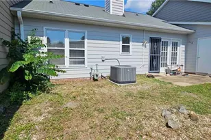 1303 Glen Raven Ct, Greensboro, NC 27410 - Photo 16