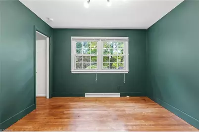 2814 Dellwood Drive, Greensboro, NC 27408 - Photo 14