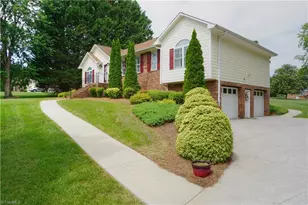 175 Loblolly Ln, Winston-Salem, NC 27107 - Photo 2