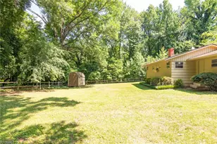 601 Roberts St, Eden, NC 27288 - Photo 32