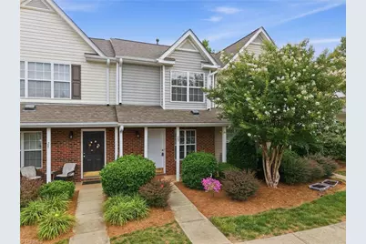 29 Tannenbaum Circle, Greensboro, NC 27410 - Photo 2