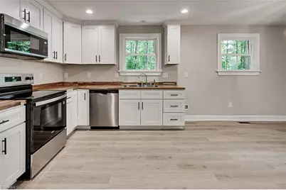 374 Yow Drive, Seagrove, NC 27341 - Photo 10