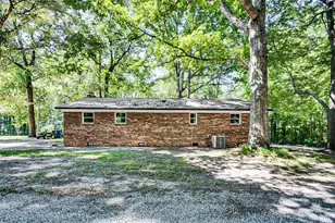 374 Yow Dr, Seagrove, NC 27341 - Photo 40