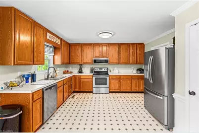 109 Knollwood Lane, King, NC 27021 - Photo 12