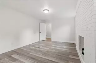 1512 Hooks St, Greensboro, NC 27401 - Photo 8