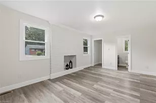 1512 Hooks St, Greensboro, NC 27401 - Photo 6