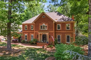 3903 Buncombe Dr, Greensboro, NC 27407 - Photo 2