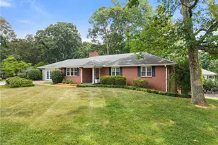 701 Longbow Rd, Winston-Salem, NC 27104 - Photo 2