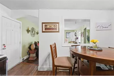 2360 Dellabrook Road, Winston-Salem, NC 27105 - Photo 10