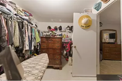 2360 Dellabrook Road, Winston-Salem, NC 27105 - Photo 24
